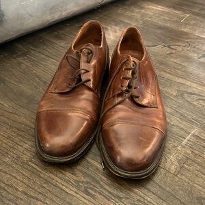 Bostonian Luxe men’s dress shoes, made in Italy, perfect condition